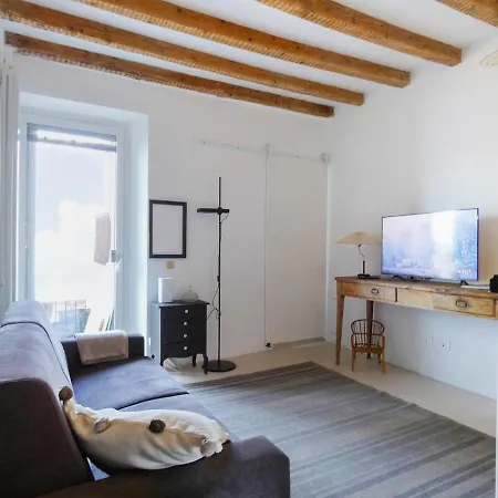Zizzi - The House In The Hamlet - View Como