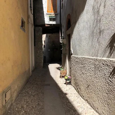 Zizzi - The House In The Hamlet - View Como