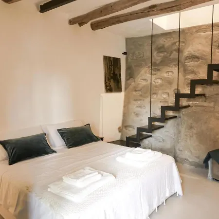 Apartment Zizzi - The House In The Hamlet - View *