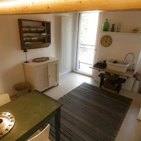 Zizzi - The House In The Hamlet - View Apartment Como